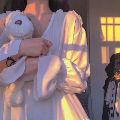 金发奇女